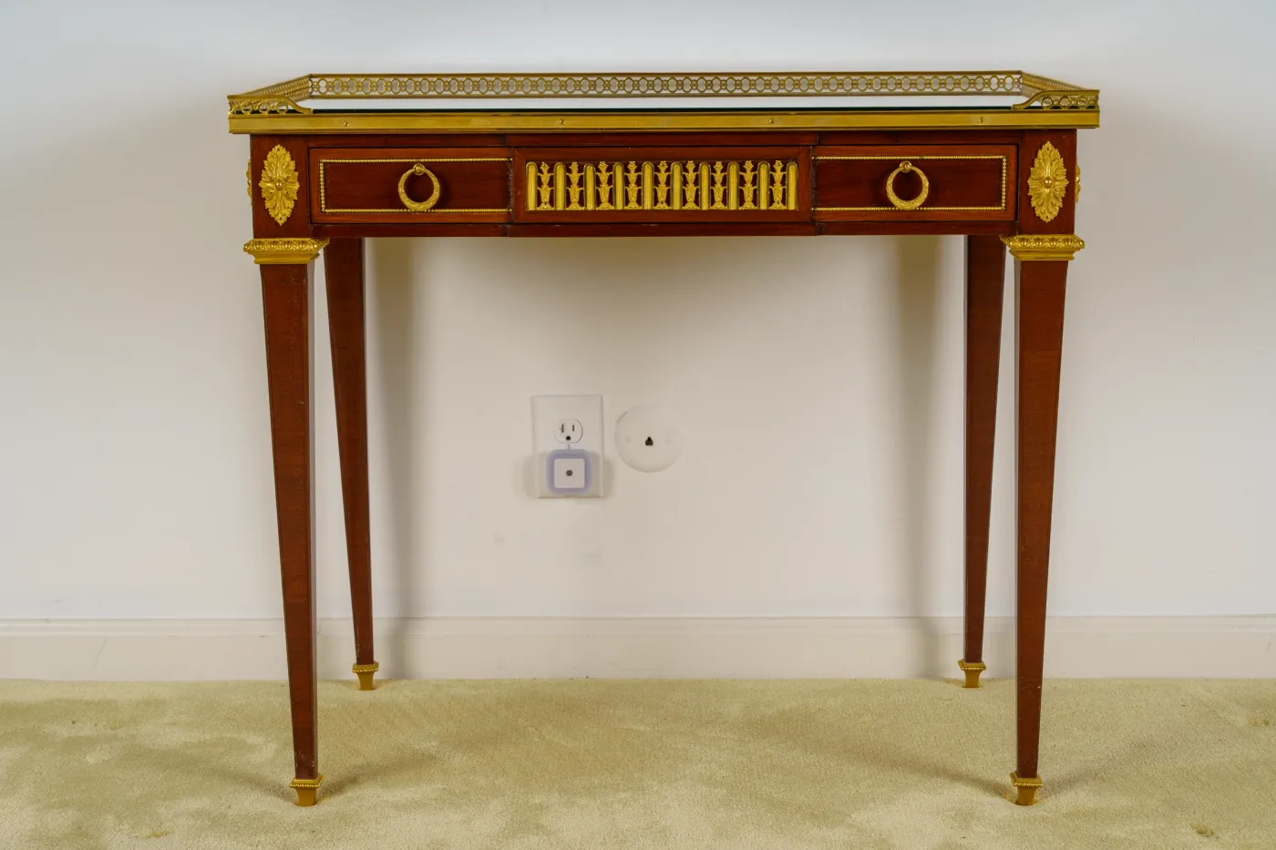 French 18th c. Louis XV Style, Atelier Rinck End Table, photograph 1