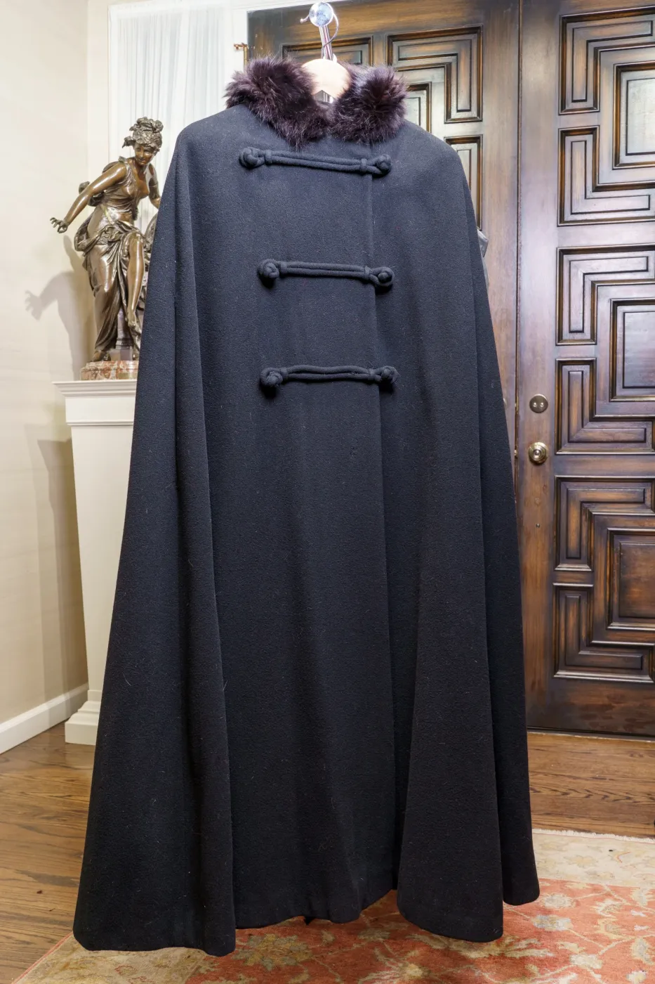 Vintage Full-Length Black Wool Cape with Black Fox Hood, photograph 1